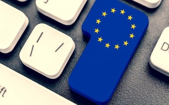 5 χώρες θα εφαρμόσουν τον ελάχιστο εταιρικό φόρο ακόμα και χωρίς συμφωνία στην ΕΕ