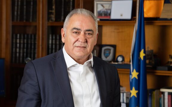 Χατζηθεοδοσίου: Πρώτη φορά δεν ανακοινώθηκαν μέτρα για τους μικρομεσαίους