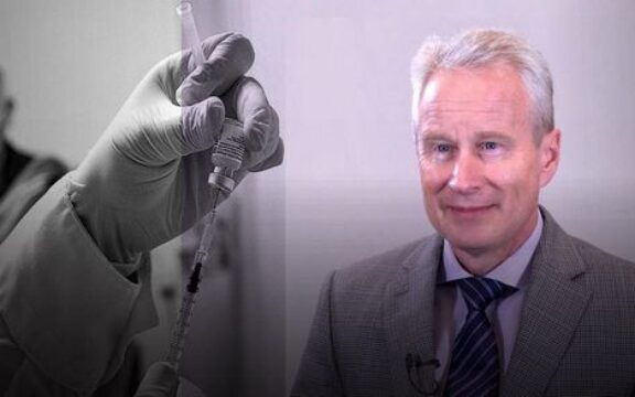 Peter McCullough: «Ο CEO της Moderna από αυτούς που έστησαν το βιοεργαστήριο της Wuhan»