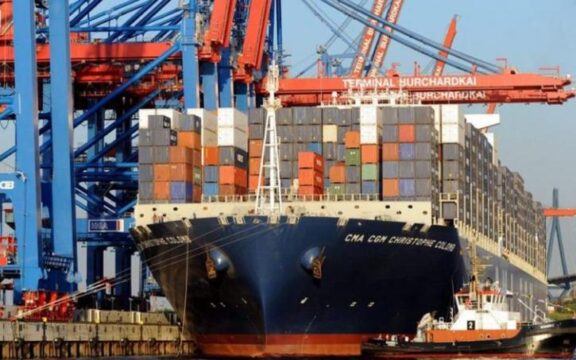 Σημάδια επερχόμενης ύφεσης: Μειώθηκαν εκ νέου τα ναύλα