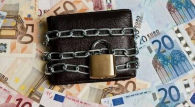 Κατασχέσεις: Πότε γίνονται ακόμα και σε όσους προσπαθούν να ρυθμίσουν