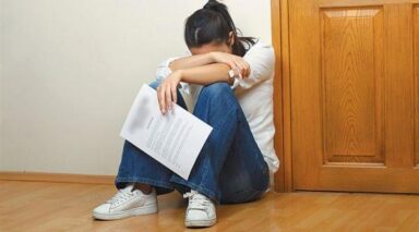 Η στεγαστική κρίση είναι εδώ: Οικογένεια στο Βόλο έμεινε στο δρόμο